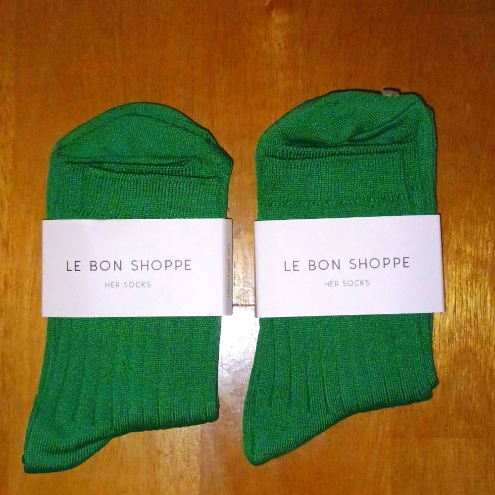 DUPLICATE - SOLD - 2 Pairs of Le Bon Shoppe Her Socks in Kelly Green - NWT